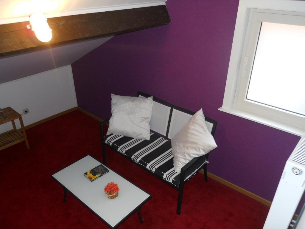 Huis De Wilde Wingerd Hotell Ieper Rom bilde